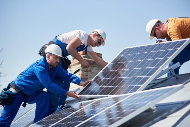 Installation panneaux solaires